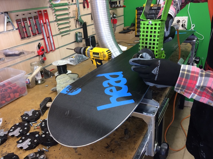 TALLER DE REPARACIÓN PROFESIONAL